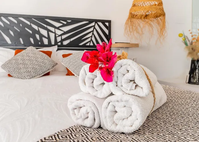 Cubo's Mauresque Villa *