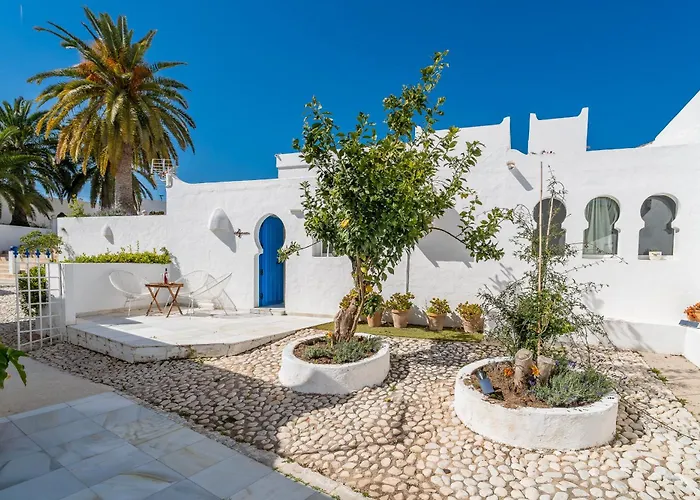 Cubo's Mauresque Villa *