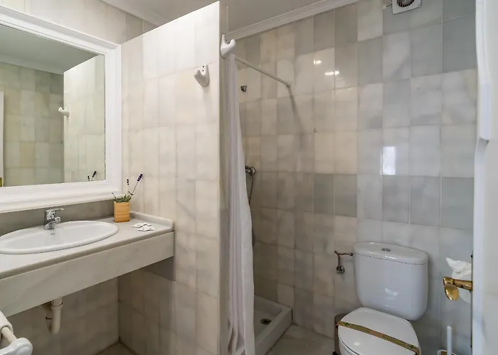 Cubo's Mauresque Villa *