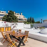 Villa Cubo's Mauresque *