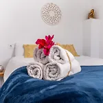 Cubo's Mauresque Villa *