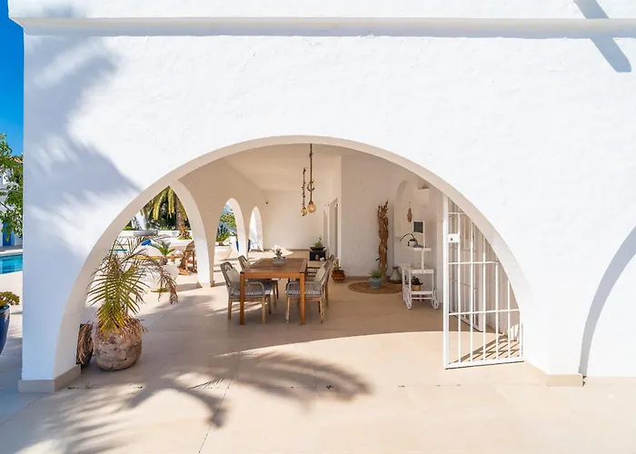 Cubo's Mauresque Villa *