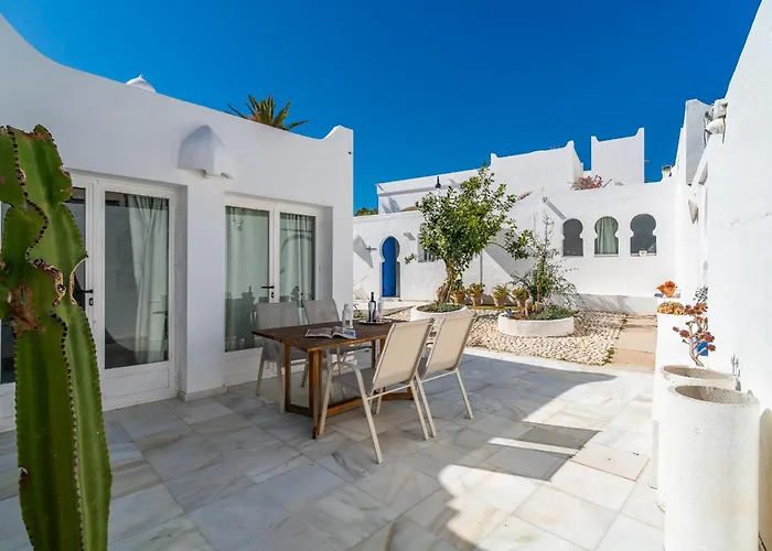 Cubo's Mauresque Villa