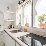 Cubo's Mauresque Villa